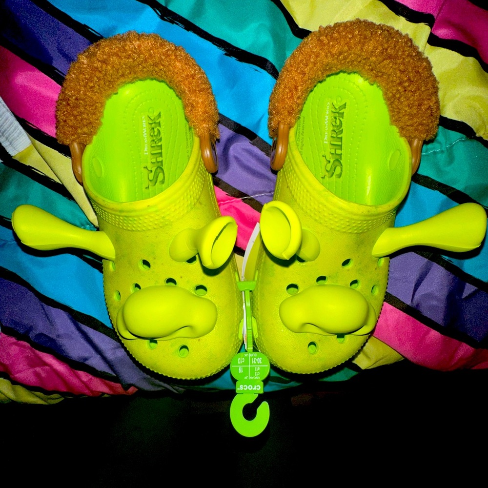 Shrek CROCS